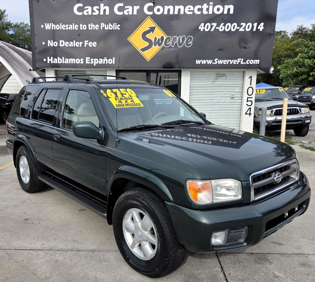 2001 Nissan Pathfinder LE