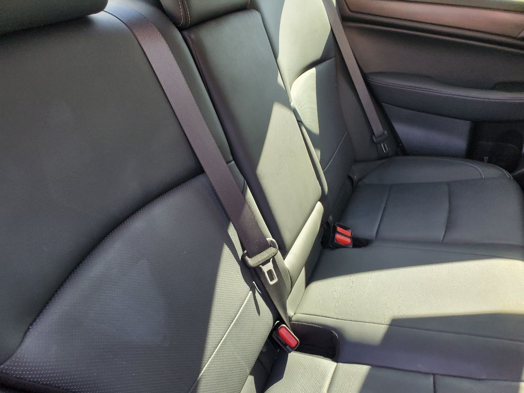 2017 Subaru Legacy Limited - Photo 35
