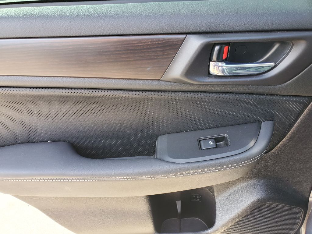 2017 Subaru Legacy Limited - Photo 23