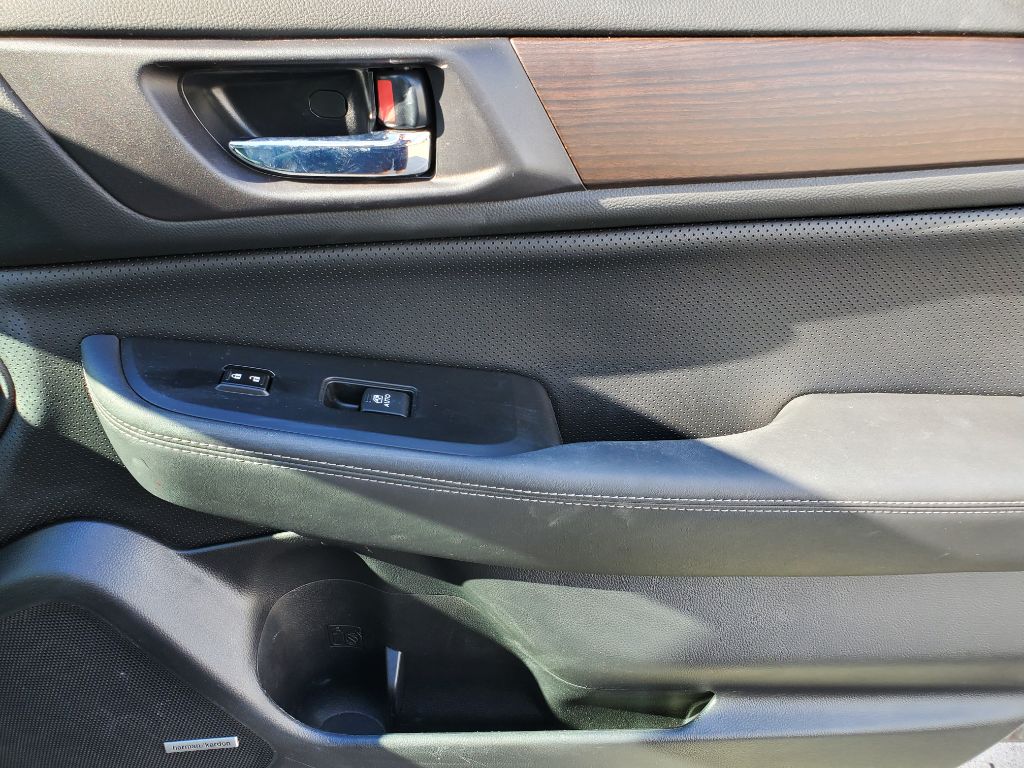 2017 Subaru Legacy Limited - Photo 36