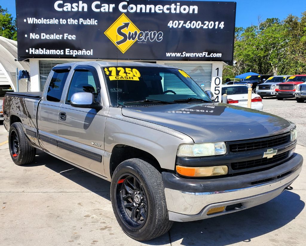 2000 Chevrolet Silverado LS