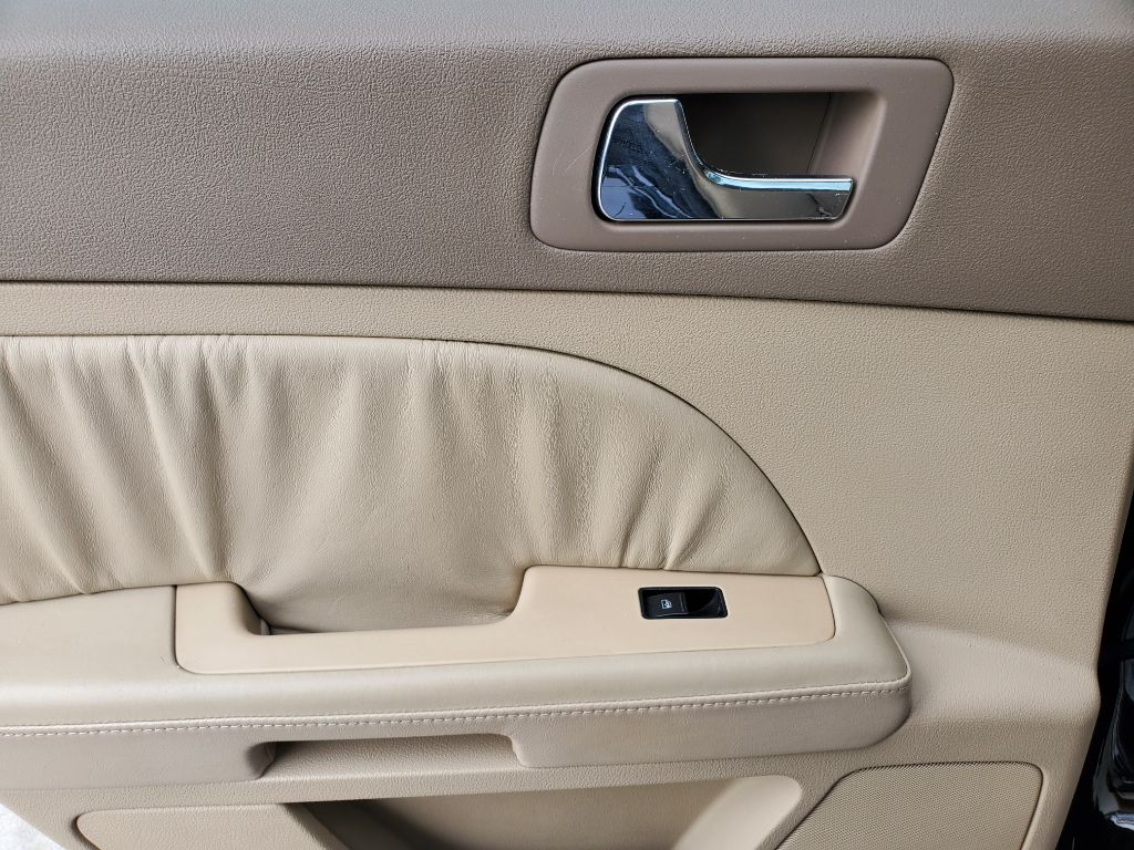 2005 Cadillac STS Base - Photo 21