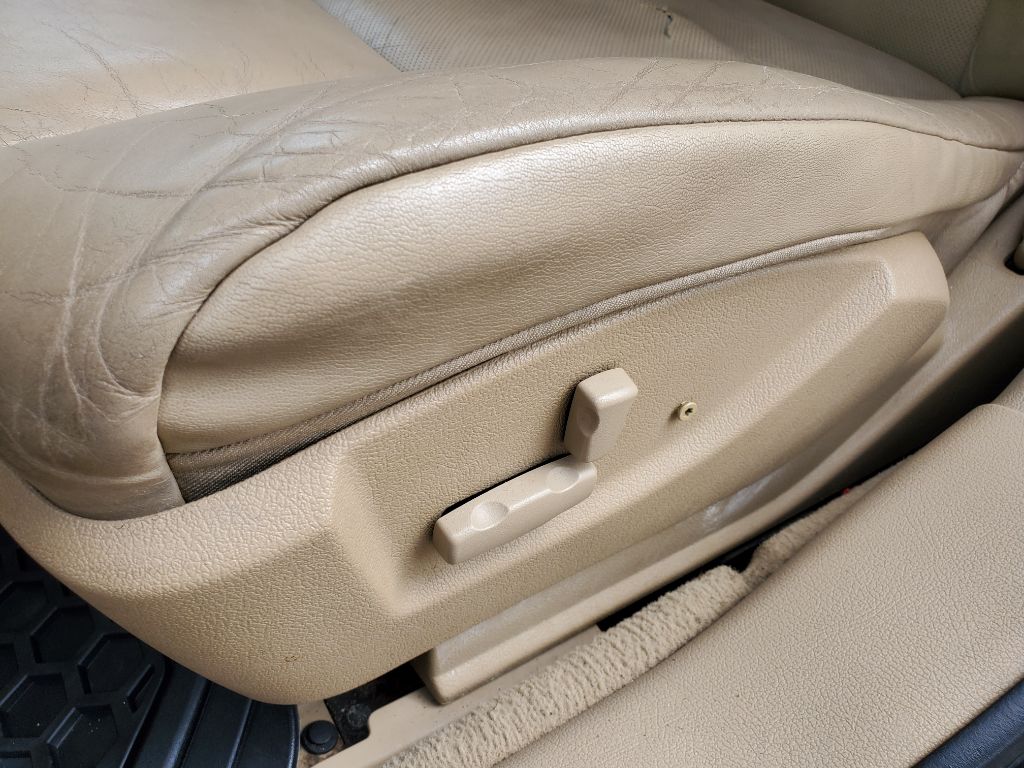 2005 Cadillac STS Base - Photo 16