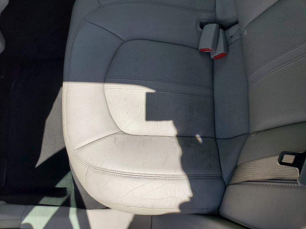 2011 Cadillac CTS Luxury Collection - Photo 27