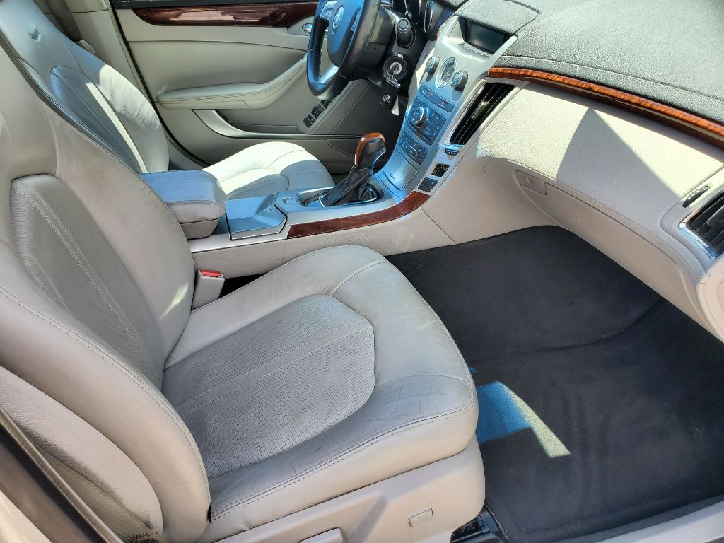 2011 Cadillac CTS Luxury Collection - Photo 37