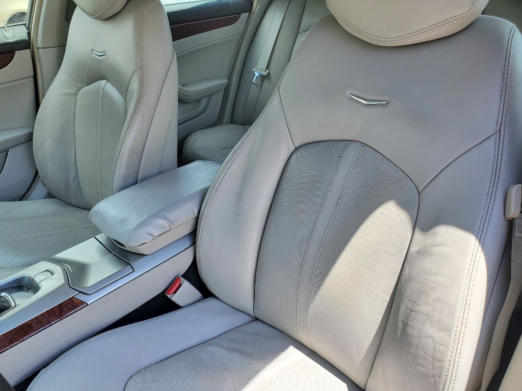 2011 Cadillac CTS Luxury Collection - Photo 19
