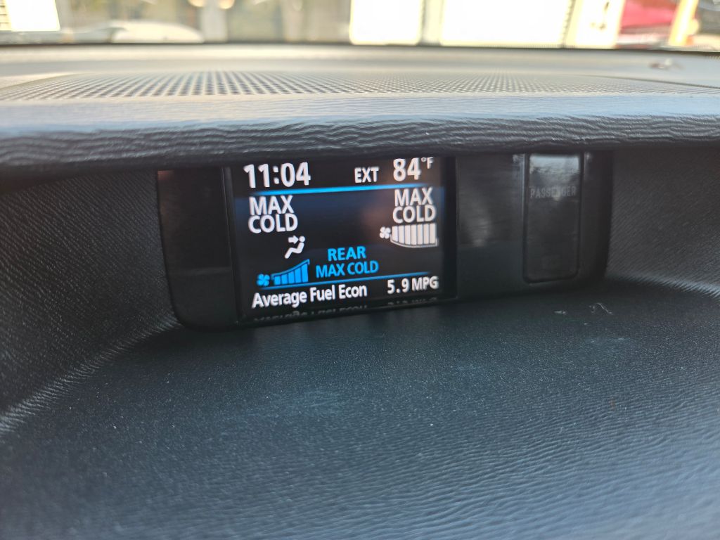 2012 Toyota Sienna XLE - Photo 19
