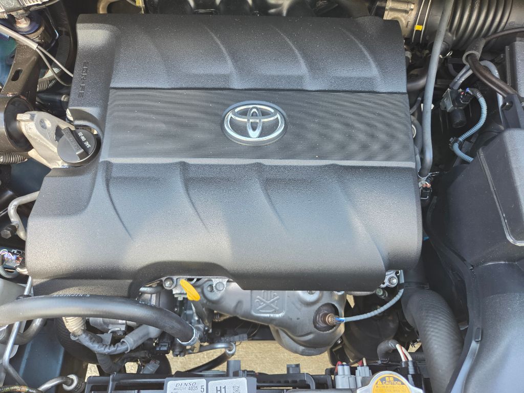 2012 Toyota Sienna XLE - Photo 45