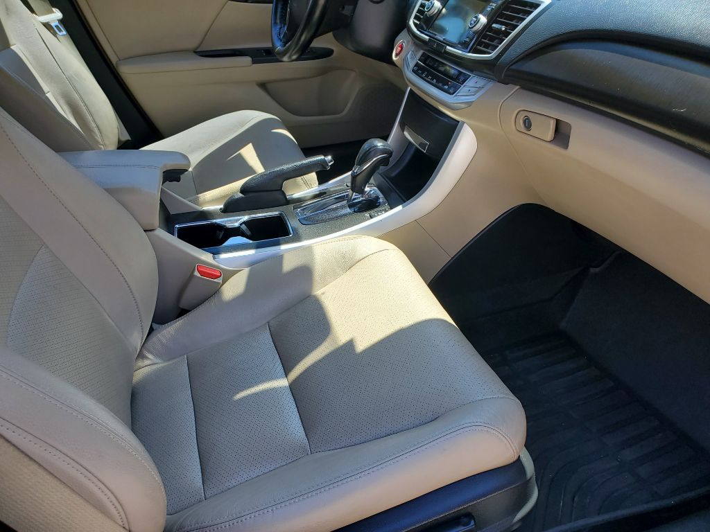 2015 Honda Accord EX-L - Photo 43