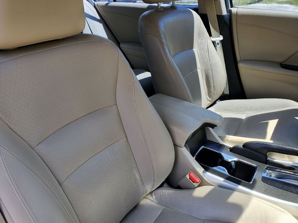 2015 Honda Accord EX-L - Photo 46