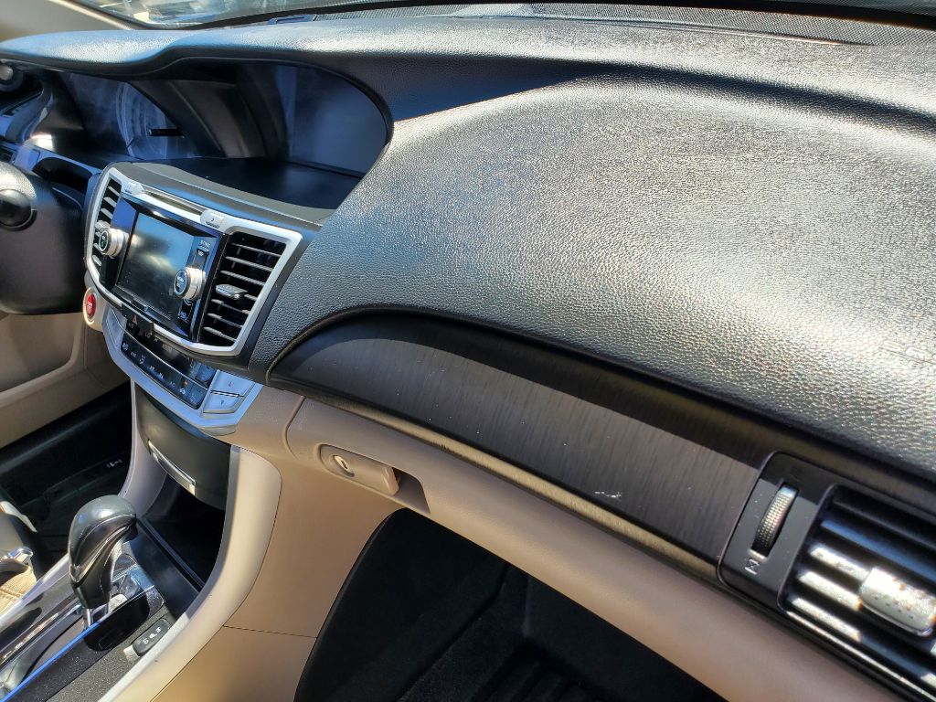 2015 Honda Accord EX-L - Photo 47