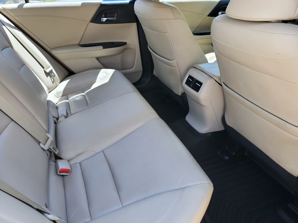 2015 Honda Accord EX-L - Photo 37