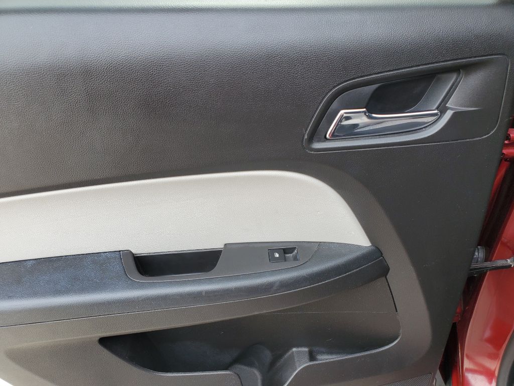 2011 Chevrolet Equinox 2LT - Photo 23
