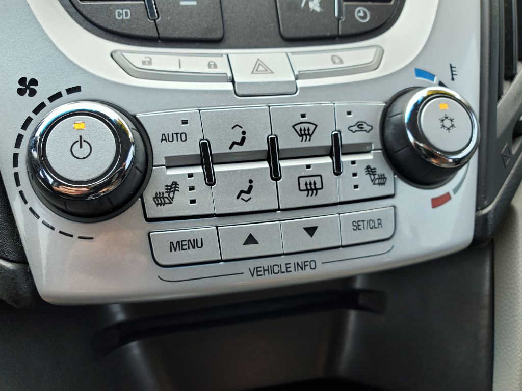 2011 Chevrolet Equinox 2LT - Photo 21